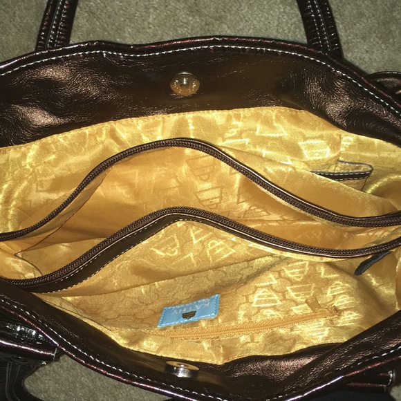 Beautiful Kathy Van Zeeland Purse - Picture 6 of 6